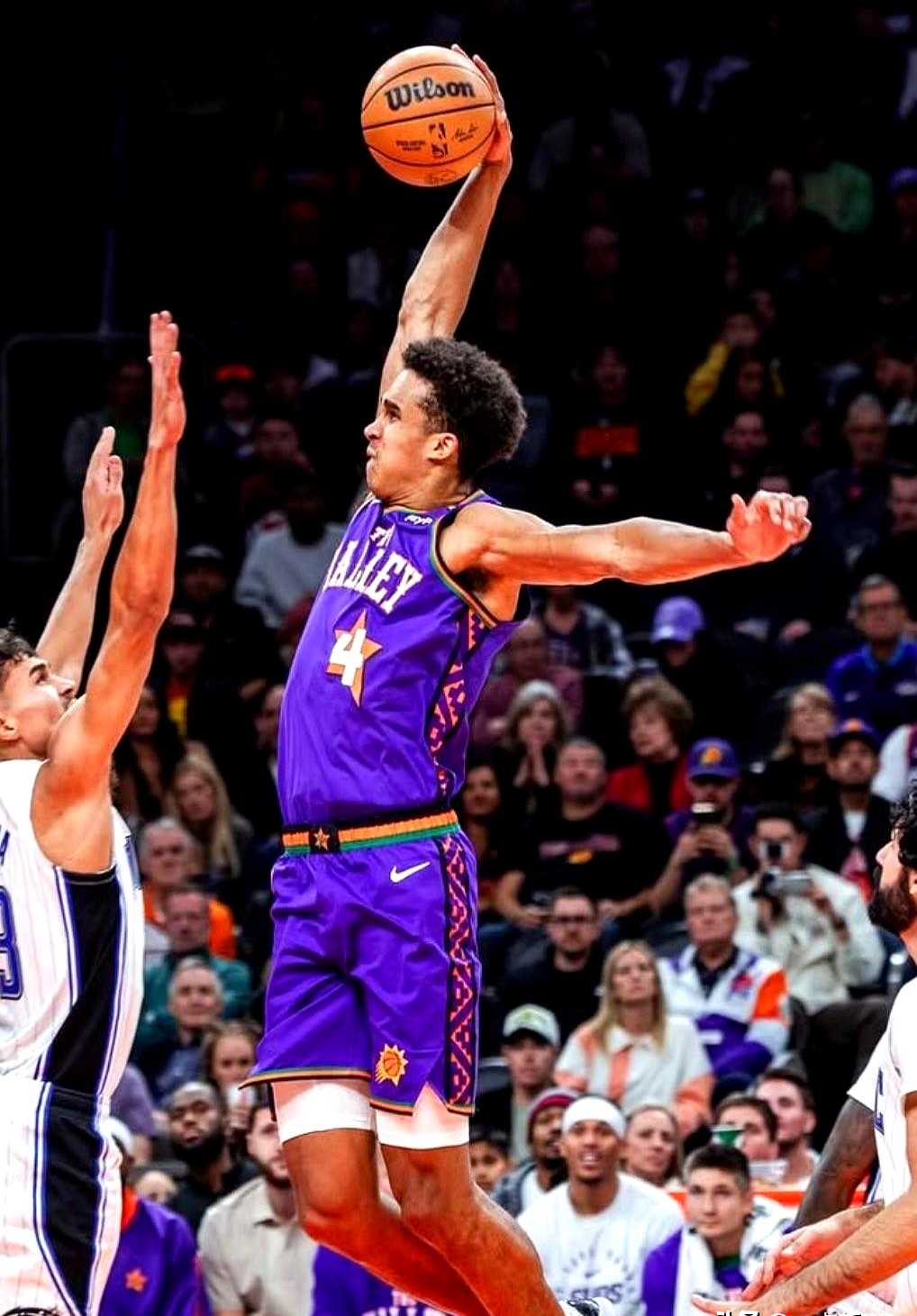 爱游戏娱乐-福勒菲尼克斯公开赛夺冠